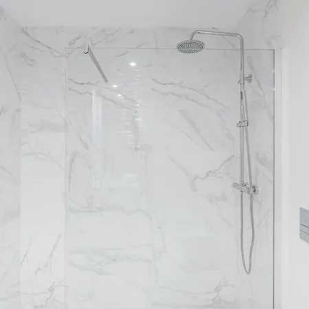 Guestready - Sleek Monochromatic In Bonfim Apartment Porto